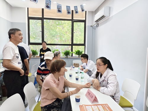 永升服務(wù)滬上首個(gè)健康小屋 創(chuàng)新物業(yè)+養(yǎng)老，助力社區(qū)健康咨詢服務(wù)